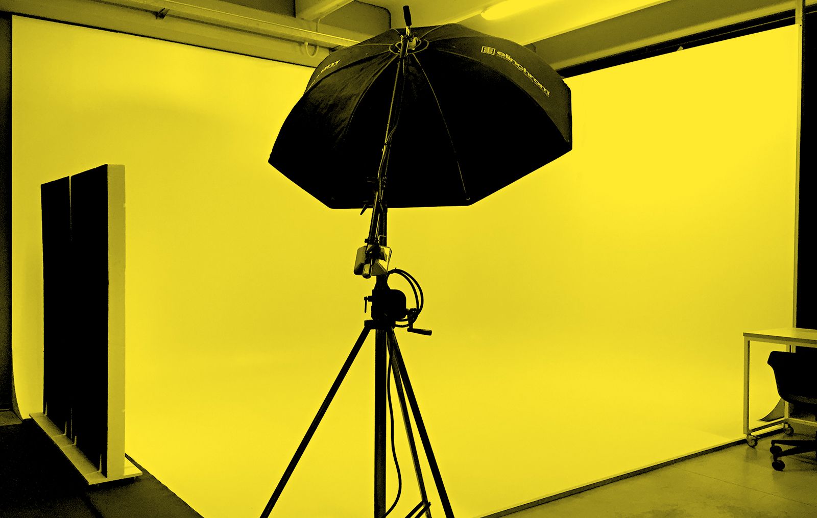 Limbo fotografico per still life ed e-commerce — studio Priority Design